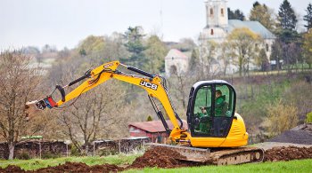 Výkopové-práce---Senohrad---JCB-8055 Výkopové-práce---Senohrad---JCB-8055